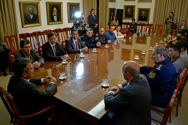BAHL POLICIAS DOS