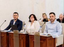 Los concejales Leandro Fernández, Maximiliano Rodríguez Paulín, Silvia Campos, Rosana Toso y Pablo Donadío